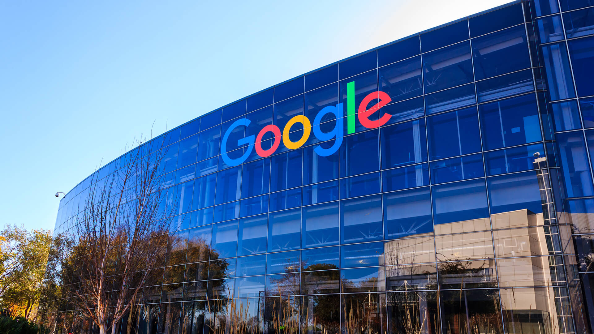 - Google makes commitment to sustainability