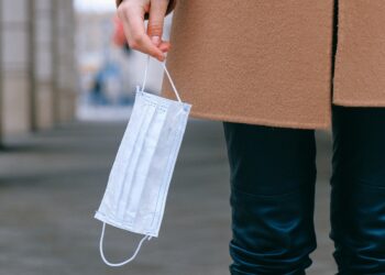 - U.S. reports fewer than 30,000 new Covid cases for five consecutive days