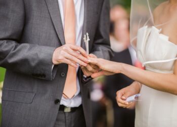 - Bill and Melinda Gates to divorce after 27 years