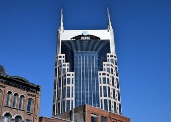 - AT&T announces $43bn deal to merge WarnerMedia with Discovery