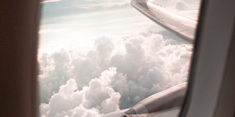 - Delta lands former GE executive as its new CFO