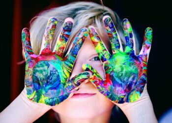 4 tips to manage childcare when you go back to the office