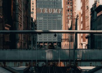 Trump sues Twitter, Facebook and Google