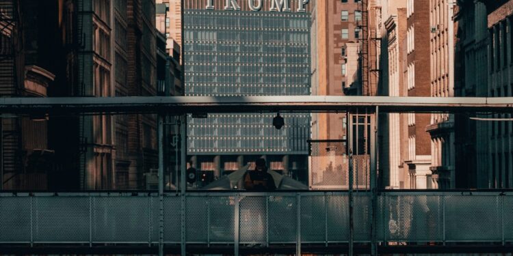 Trump sues Twitter, Facebook and Google