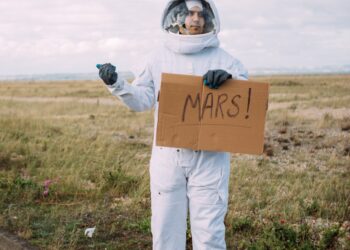 Former Virgin Galactic CEO to join company’s next test flight: reports