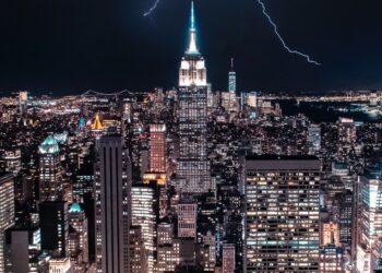 NYC real estate market is heating up, says broker