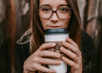 IPO filing reveals rising sales but also losses for Warby Parker