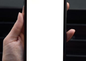 Verizon and AT&T plan post-pandemic 5G marketing blitz