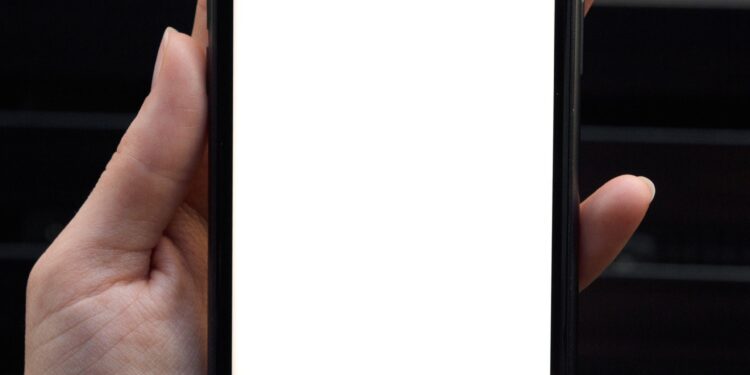 Verizon and AT&T plan post-pandemic 5G marketing blitz