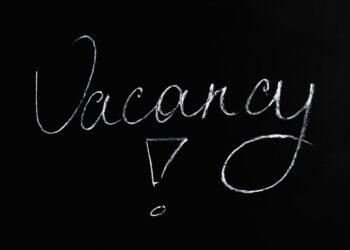 Desperate Canadian employers offer signing on bonuses