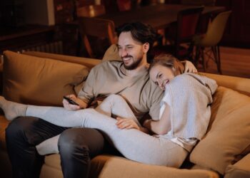 ViacomCBS reorganizes Paramount Pictures leadership