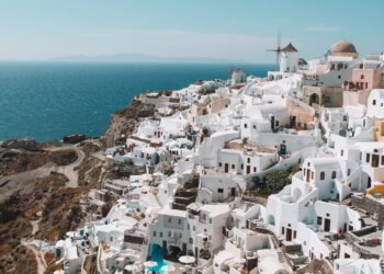 The best way to enjoy Greek food