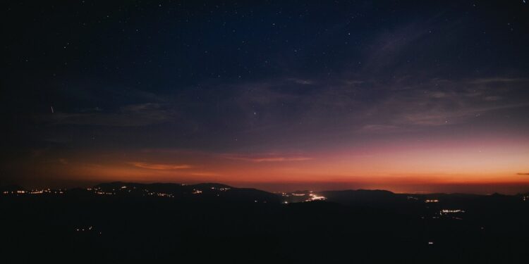 Virgin Galactic delays commercial spaceflights until fourth quarter of 2022