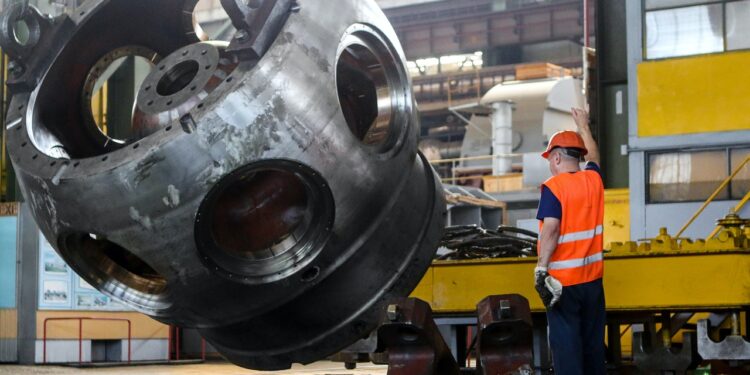 Simmering Canada-U.S. trade dispute heats up