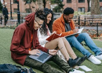 Imagining the hybrid college campus