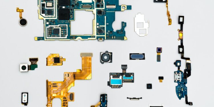 Agenda Dialogues: Bridging the digital divide