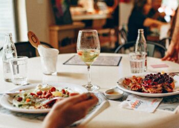 NY Restaurant Associations Urge Gov’t to Replenish ‘Restaurant Revitalization Fund’ as Outdoor Dining Season Ends