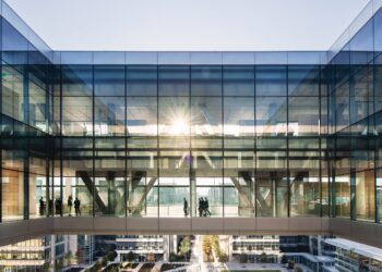 AmerisourceBergen Begins Investing in J.P. Morgan’s Empower Share Class to Support Minority-Owned & Diverse-Led Financial Institutions