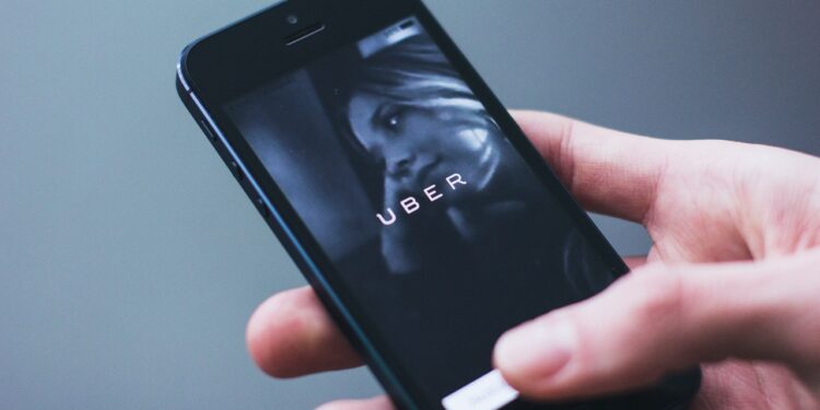 After a difficult 2021, Uber could bounce back this year, analysts say - CEO North America After a difficult 2021, Uber could bounce back this year, analysts say