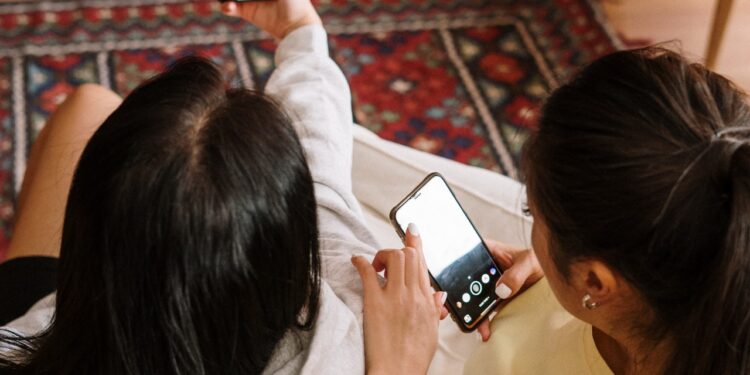 Apple is riding high in China￼