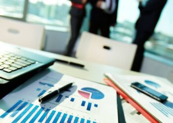 Employment up by 678,000 in February