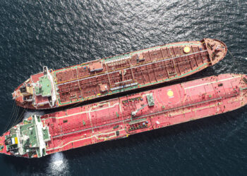 Russian Oil Exports down by 2.5 million Barrels per Day in Volatile Market