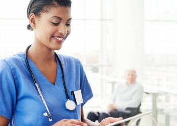 US Bureau of Labor Statistics: Over 16 million women worked in health care and social assistance in 2021