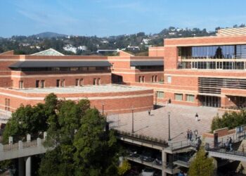 UCLA Economists Forecast 4.3% GDP Growth for 2022 Despite Inflation, War