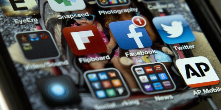 BCG: The 2022 Technology, Media and Telecoms Value Creators Report - CEO North America BCG: The 2022 Technology, Media and Telecoms Value Creators Report