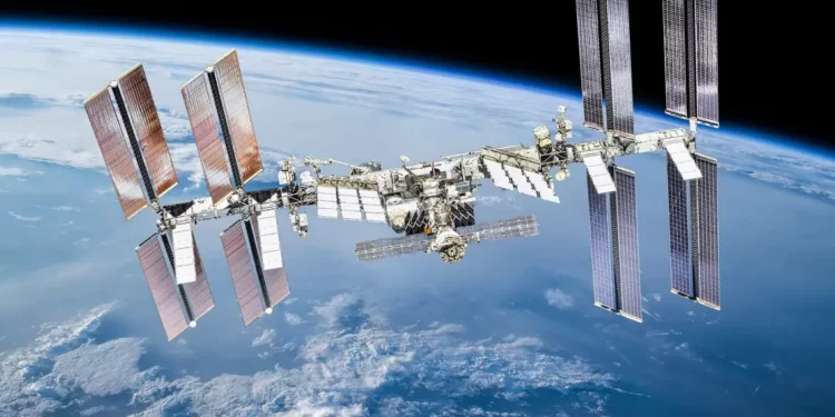 First Private Team of Astronauts Arrives at ISS