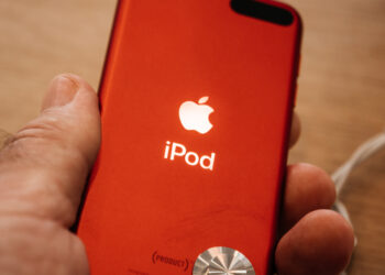 Apple Discontinues the iPod After Changing the Music Industry