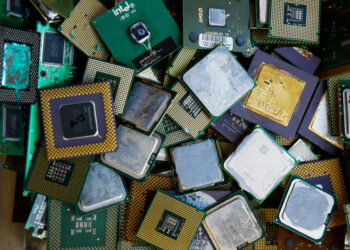 How Semiconductor Companies Can Lead on Sustainability Issues