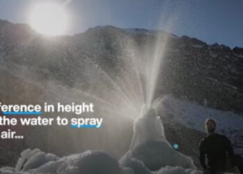 This is an Artificial Glacier / World Economic Forum