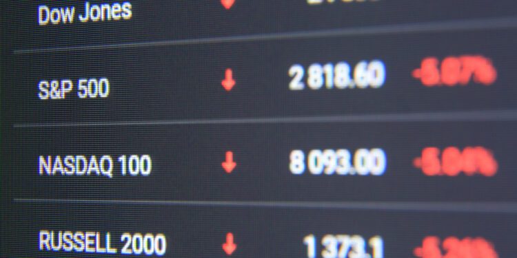 U.S. Households Lost $0.5 Trillion in Wealth in Q1