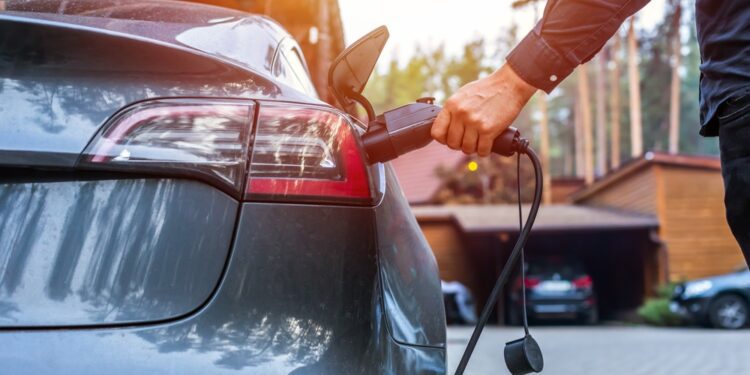<strong>Mobility in the eye of the storm</strong> - CEO North America Automaker CEOs Urge Congress to Lift EV Tax Credit Cap