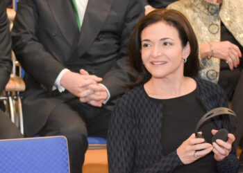 Sheryl Sandberg to Step Down as COO of Facebook-parent Meta