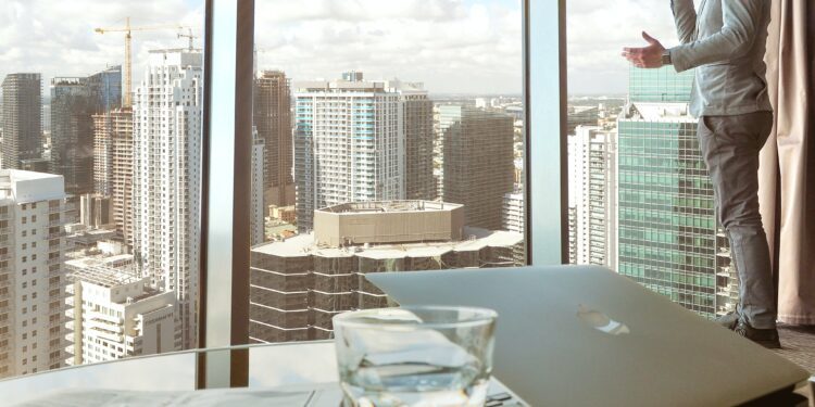 So your boss is always canceling meetings last minute - CEO North America - So your boss is always canceling meetings last minute