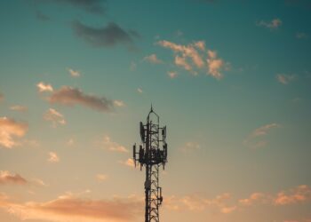 Chaotic but profitable rebound for airlines amid travel industry disruption