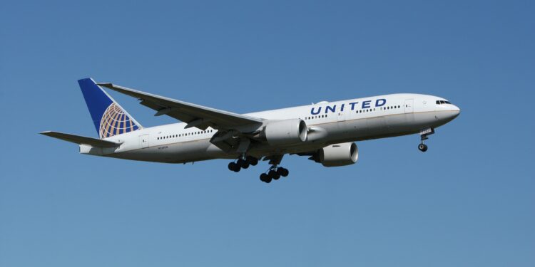 United posts profit but holds back on flight growth - CEO North America United posts profit but holds back on flight growth
