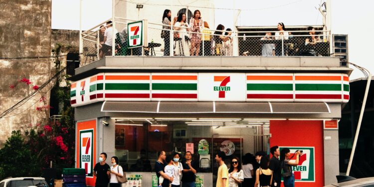 7-Eleven cuts 880 corporate jobs in restructuring push