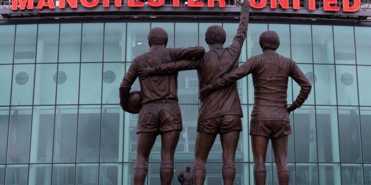 Elon Musk tweets he’s buying Manchester United, then calls it a joke