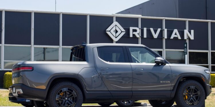 Rivian losses $1.7 billion and expects to ramp up production