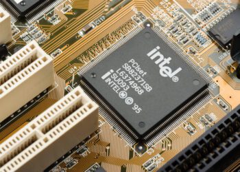 Intel signs $30 billion partnership with Brookfield