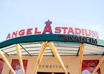 Angels owner Arte Moreno explores sale of MLB team