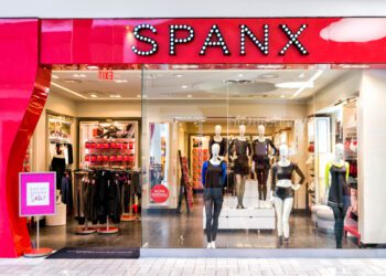 Spanx promotes Kim Jones to CEO replacing founder Sara Blakely