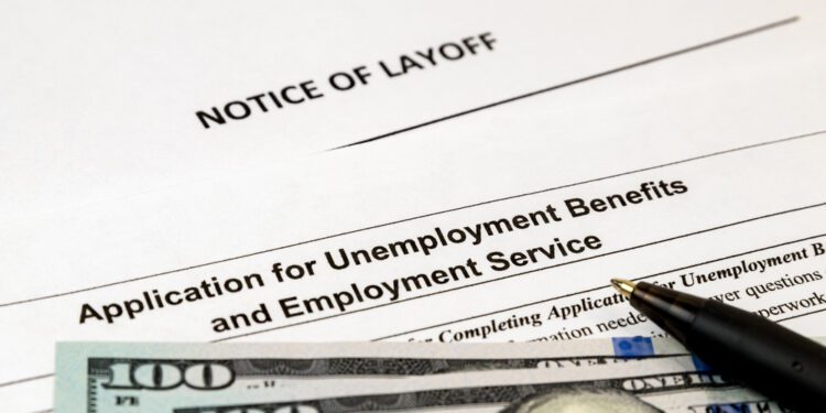 Top 12 Employers Laid off More Than 100,000 During the Pandemic