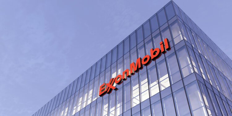 ExxonMobil Posts New Record Profit as Oil Prices Remain High - CEO North America ExxonMobil Posts New Record Profit as Oil Prices Remain High