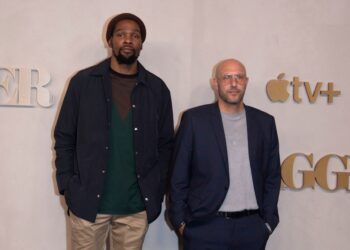 Kevin Durant and Rich Kleiman’s 35V buy Major League Pickleball Team