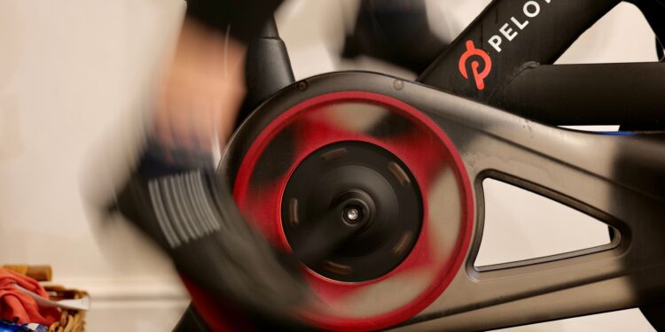 Peloton to Slash Jobs While Rolling Out New Hotel Partnership 
