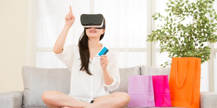 <strong>How </strong><strong>Many </strong><strong>Consumers are </strong><strong>Shopping in </strong><strong>Virtual </strong><strong>Reality and </strong><strong>What </strong><strong>Can it </strong><strong>Offer </strong><strong>Them?</strong> - CEO North America How Many Consumers are Shopping in Virtual Reality and What Can it Offer Them?